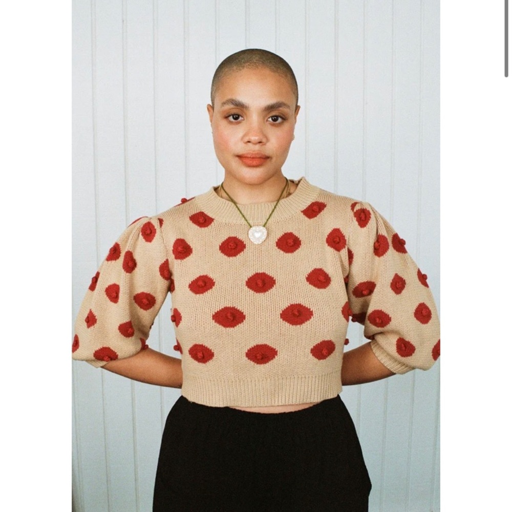 Nipple Knit Top / Cropped Sweater L/XL Fashion Brand Company by Penelope Gazin